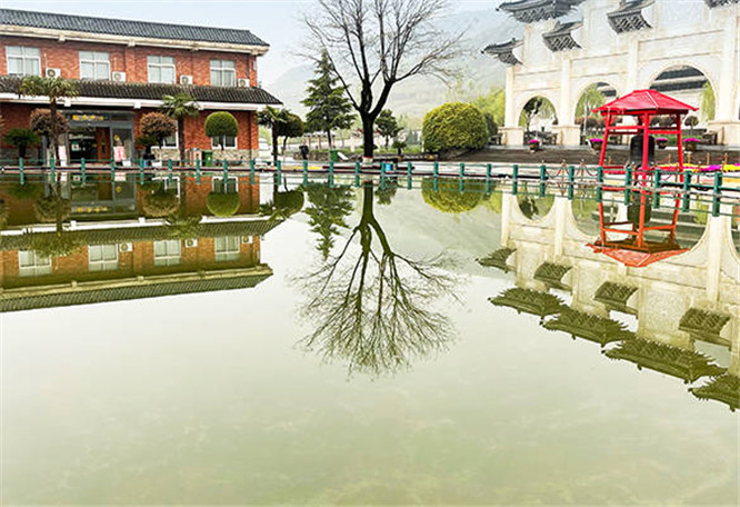 西安市白鹿原大墓地址